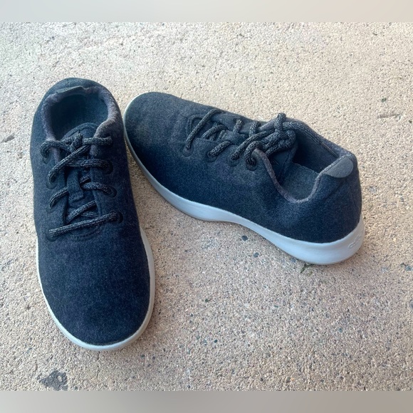 allbirds Women’s Wool Runners Black size 9 - Picture 1 of 7